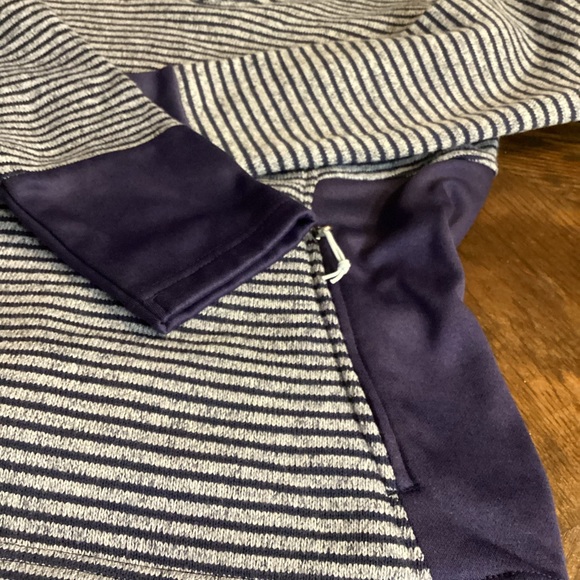 Avalanche Women’s Striped Hoodie in Blue - Picture 3 of 5